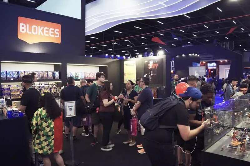 布鲁可玩具帝国崛起之路：从亏损泥潭到盈利高峰的华丽转身；平价产品爆发，IP合作驱动增长。