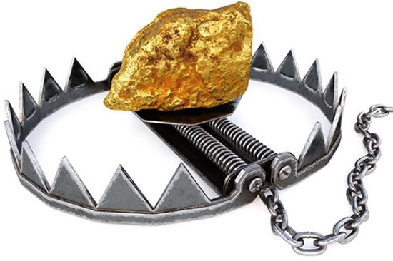  兰州农商银行原员工诈骗案曝光；利用职务便利骗取贷款资金流向个人账户；银行内部管理问题引发社会讨论。 股票财经